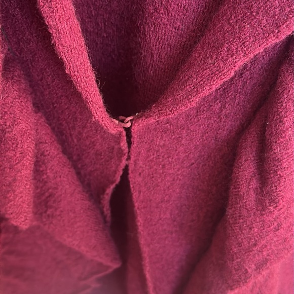 Claudia Ev Burgundy ruffled wool women’s cardigan size large - Picture 5 of 12